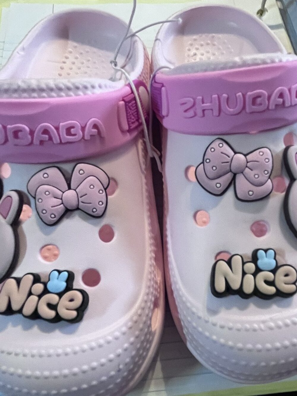 New Lightweight Clogs Slip On Summer Water Shoes Zhubaba with Charms